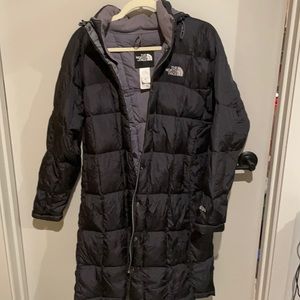 Black north face 600 puffer jacket